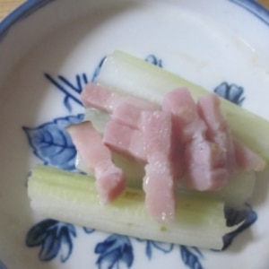 うどとベーコンの柚子胡椒ソテー
